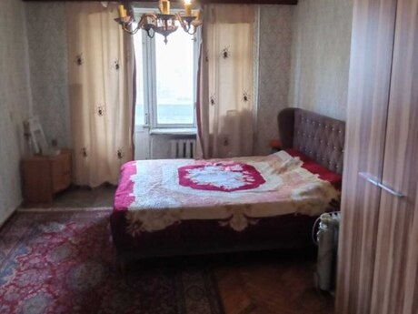 3 otaqlı köhnə tikili - Nəsimi r. - 70 m²