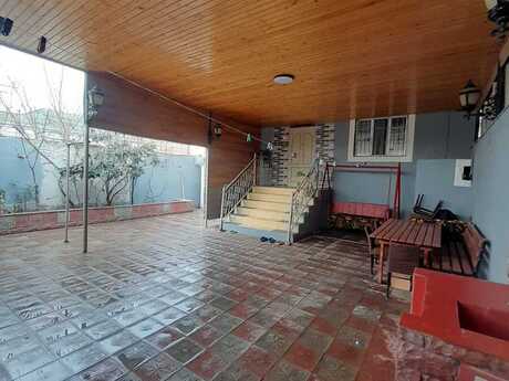 4 otaqlı həyət evi/bağ evi - Xırdalan - 100 m²