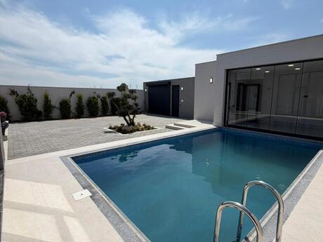 4 otaqlı həyət evi/bağ evi - Şüvəlan q. - 125 m²