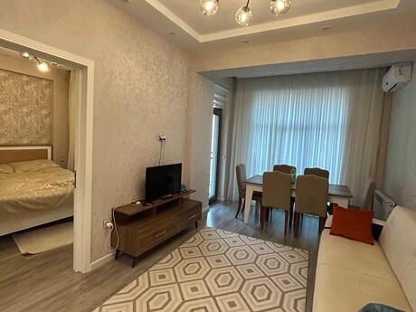 2 otaqlı yeni tikili - 28 May m. - 60 m²