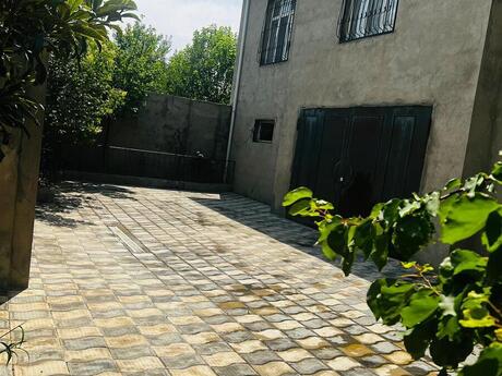 8 otaqlı həyət evi/bağ evi - Novxanı q. - 120 m²