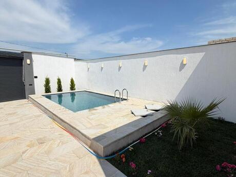 3 otaqlı həyət evi/bağ evi - Şüvəlan q. - 100 m²