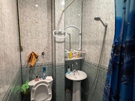 2 otaqlı köhnə tikili - Nizami m. - 45 m²