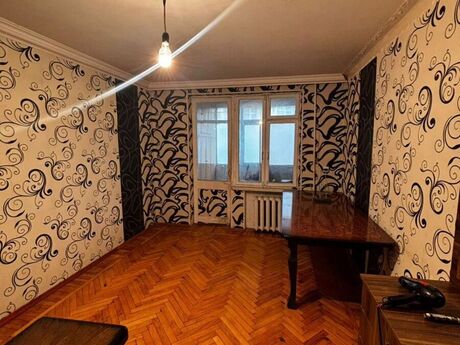 3 otaqlı köhnə tikili - İnşaatçılar m. - 72 m²
