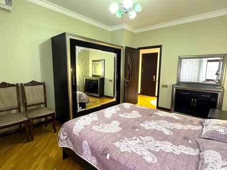 3 otaqlı yeni tikili - Şah İsmayıl Xətai m. - 100 m²