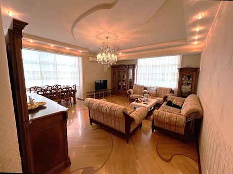 4 otaqlı yeni tikili - Elmlər Akademiyası m. - 185 m²