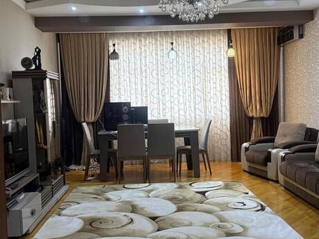 3-комн. новостройка - м. Насими - 135 м²