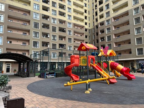 2 otaqlı yeni tikili - İnşaatçılar m. - 65 m²