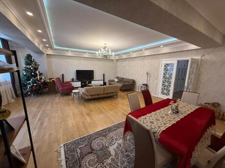 4 otaqlı yeni tikili - 20 Yanvar m. - 220 m²
