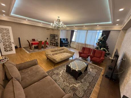 4 otaqlı yeni tikili - 20 Yanvar m. - 220 m²