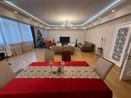 4 otaqlı yeni tikili - 20 Yanvar m. - 220 m²