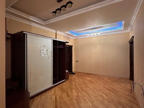3 otaqlı yeni tikili - Nizami m. - 145 m²