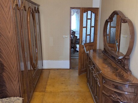 2 otaqlı köhnə tikili - Memar Əcəmi m. - 55 m²