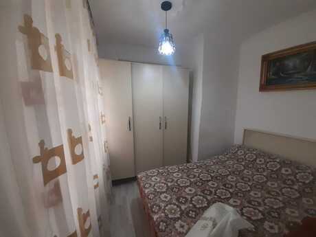 2 otaqlı köhnə tikili - Elmlər Akademiyası m. - 32 m²