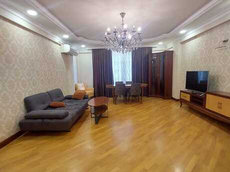 4 otaqlı yeni tikili - Badamdar q. - 164 m²
