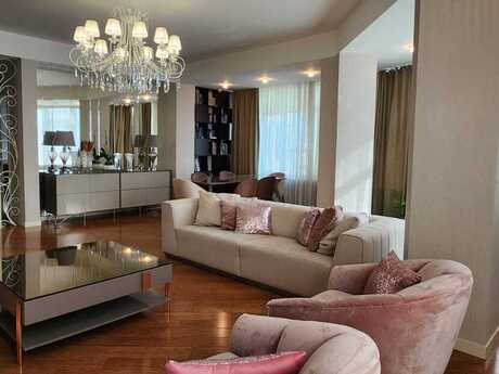 3 otaq · 160 m² · 17/17 mərtəbə, Elmlər Akademiyası