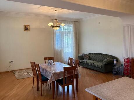 4 otaqlı yeni tikili - Gənclik m. - 160 m²