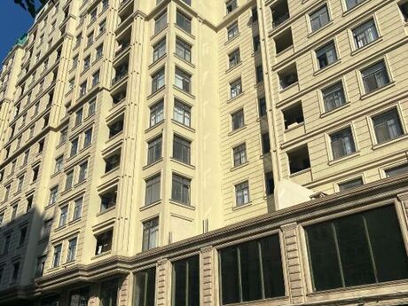 4 otaqlı yeni tikili - Nərimanov r. - 174 m²