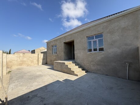 4 otaqlı həyət evi/bağ evi - Yeni Ramana q. - 135 m²