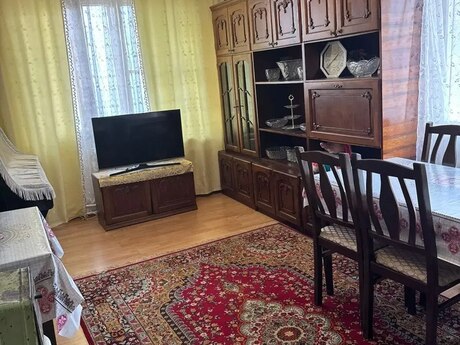 2 otaqlı köhnə tikili - Memar Əcəmi m. - 70 m²