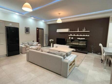 4-комн. новостройка - Наримановский  р. - 240 м²