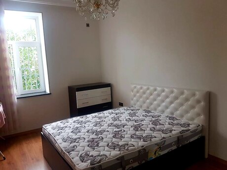 2 otaqlı köhnə tikili - Bayıl q. - 70 m²