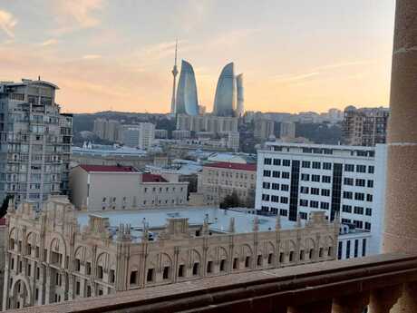 4 otaqlı yeni tikili - İçəri Şəhər m. - 288 m²