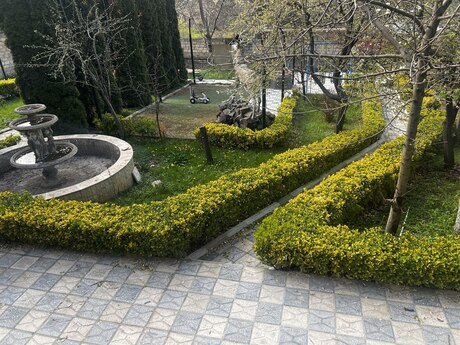 6 otaqlı həyət evi/bağ evi - Göygöl - 200 m²