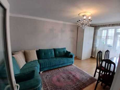 1 otaqlı köhnə tikili - Avtovağzal m. - 30 m²