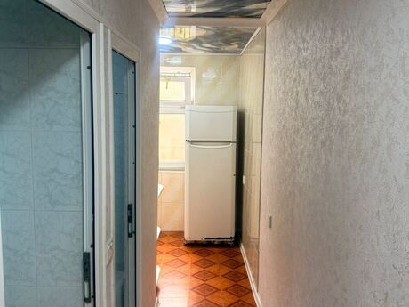 2 otaqlı köhnə tikili - Neftçilər m. - 60 m²
