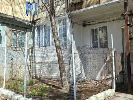 2 otaqlı köhnə tikili - Elmlər Akademiyası m. - 60 m²