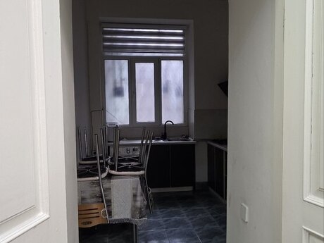 3 otaqlı köhnə tikili - Sahil m. - 72 m²