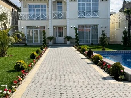 5 otaqlı həyət evi/bağ evi - Mərdəkan q. - 300 m²