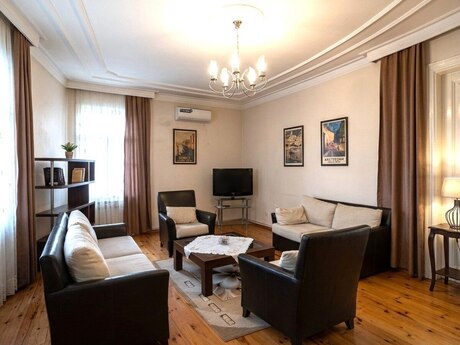 3 otaqlı yeni tikili - İçəri Şəhər m. - 110 m²