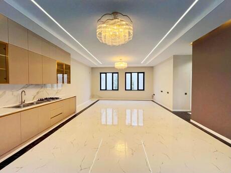 4 otaqlı həyət evi/bağ evi - Görədil q. - 182 m²