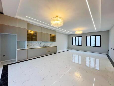 4 otaqlı həyət evi/bağ evi - Görədil q. - 182 m²