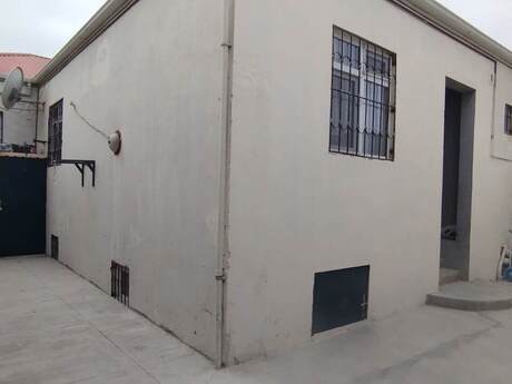 4 otaqlı həyət evi/bağ evi - Ramana q. - 85 m²