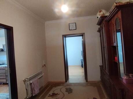 4 otaqlı həyət evi/bağ evi - Ramana q. - 85 m²