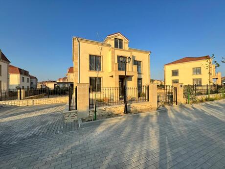 6 otaqlı həyət evi/bağ evi - Sea Breeze q. - 345 m²