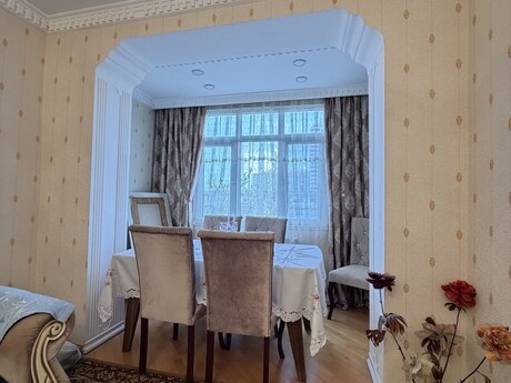 3 otaqlı köhnə tikili - Bakıxanov q. - 85 m²