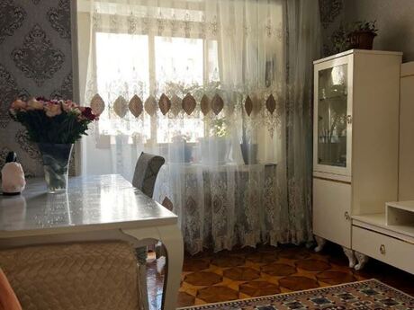 3 otaqlı köhnə tikili - Nizami m. - 70 m²