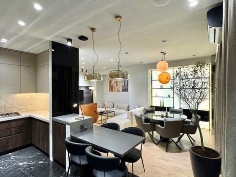 3 otaqlı yeni tikili - 8 Noyabr m. - 150 m²