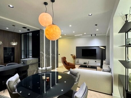 3 otaqlı yeni tikili - 8 Noyabr m. - 150 m²