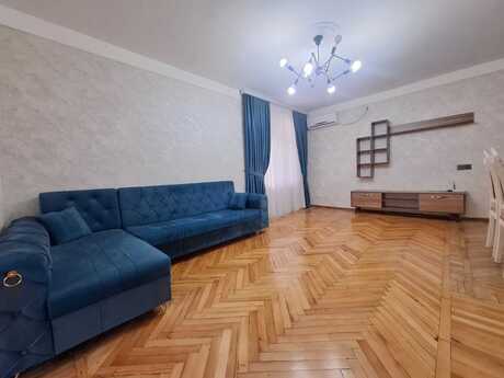 2 otaqlı köhnə tikili - İnşaatçılar m. - 50 m²