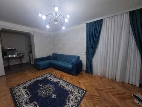 2 otaqlı köhnə tikili - İnşaatçılar m. - 50 m²