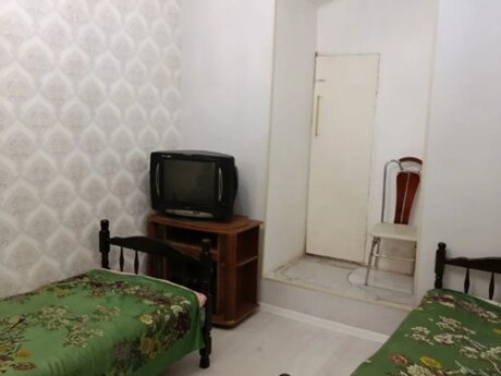 2 otaqlı köhnə tikili - İçəri Şəhər m. - 40 m²