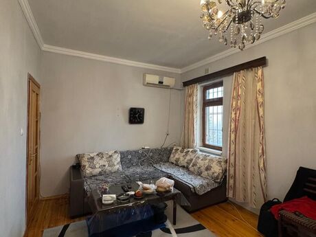 2 otaqlı köhnə tikili - İnşaatçılar m. - 52 m²