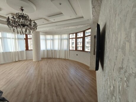 4 otaqlı yeni tikili - Bakıxanov q. - 160 m²