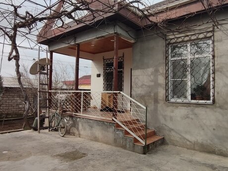 4 otaqlı həyət evi/bağ evi - Yeni Ramana q. - 65 m²