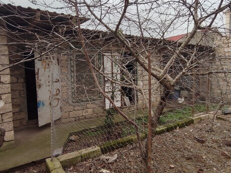 4 otaqlı həyət evi/bağ evi - Yeni Ramana q. - 65 m²